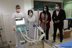 Kantonalnoj bolnici Goražde danas isporučen stacionarni respirator