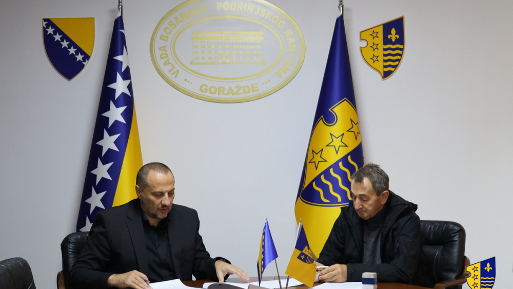 Nastavljena podrška povratničkoj populaciji: Obezbijeđen prijevoz za učenike iz Republike Srpske koji se školuju u BPK Goražde