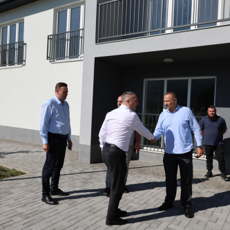 Podrška razvojnim projektima u BPK Goražde: Federalni ministar Dizdar obišao realizovane i aktuelne investicije
