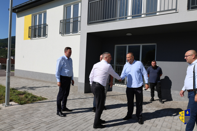 Podrška razvojnim projektima u BPK Goražde: Federalni ministar Dizdar obišao realizovane i aktuelne investicije