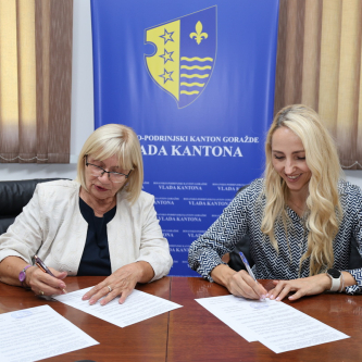 Sufinansiranje nabavke terenskog vozila za JU Dom zdravlja Foča-Ustikolina